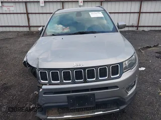 2020 Jeep Compass Limited with VIN 3C4NJDCB0LT127507, listed as a IAAI auction lot 41235754 with 47,731 mi miles. Bid and sale history available at carsss.com. Image 13.