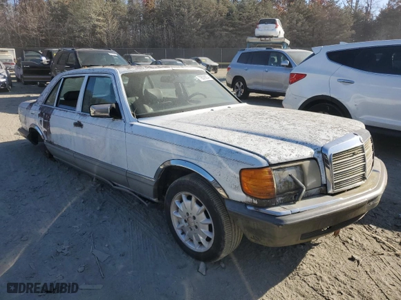 1988 Mercedes-Benz 420 Series 420SEL with VIN WDBCA35D7JA373795, listed as a Copart auction lot 79029034 with NaN miles and Clean Title. Bid and sale history available at carsss.com. Image 4.