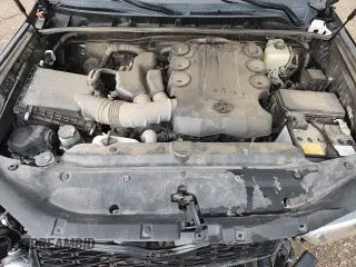 2020 Toyota 4Runner SR5 с VIN JTEBU5JR6L5818195, выставлен на аукционе Copart как лот 61813055 с пробегом 77 300 миль миль и Списание • Salvage title. История ставок и продаж доступна на DreamBid. Изображение 15.