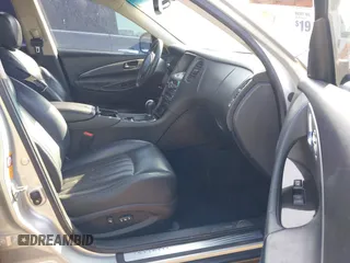 2008 Infiniti EX Journey with VIN JNKAJ09F88M351489, listed as a IAAI auction lot 42511473 with 211,125 mi miles and . Bid and sale history available at DreamBid. Image 5.