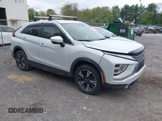 2024 Mitsubishi Eclipse Cross SE с VIN JA4ATWAAXRZ008213, выставлен на аукционе IAAI как лот 42233107 с пробегом 37 692 миль миль и . История ставок и продаж доступна на DreamBid. Изображение 1.