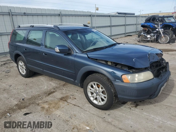 2007 Volvo XC70 with VIN YV4SZ592671259450, listed as a Copart auction lot 48892015 with 301,867 mi miles and Salvage Title. Bid and sale history available at carsss.com. Image 4.