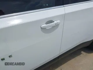 2020 Chevrolet Traverse LS z VIN 1GNERFKW4LJ163269, wystawiony jako IAAI lot #42138503 z przebiegiem 161 619 mil mil oraz . Historia ofert i sprzedaży dostępna na DreamBid. Obrazek 19.