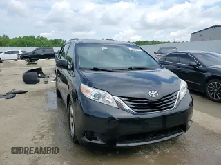 2016 Toyota Sienna LE AAS z VIN 5TDKK3DC1GS721878, wystawiony jako Copart lot #57092105 z przebiegiem 87 655 mil mil oraz Szkoda całkowita • Salvage title. Historia ofert i sprzedaży dostępna na DreamBid. Obrazek 15.