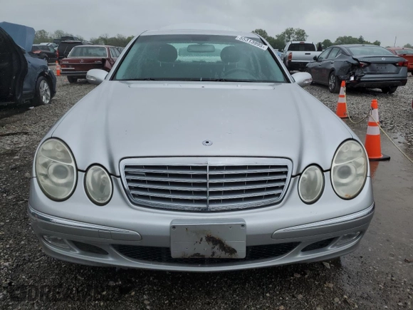 2003 Mercedes-Benz E 320 with VIN WDBUF65J13A207806, listed as a Copart auction lot 55313995 with 146,275 mi miles and Salvage Title. Bid and sale history available at DreamBid. Image 5.