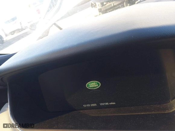 2016 Land Rover Range Rover Sport V8 Dynamic with VIN SALWR2EF5GA558836, listed as a IAAI auction lot 41786832 with 103,196 mi miles. Bid and sale history available at carsss.com. Image 7.
