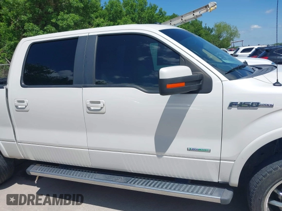 2011 Ford F-150 XLT with VIN 1FTFW1CT7BFA59275, listed as a IAAI auction lot 42111709 with 203,718 mi miles. Bid and sale history available at carsss.com. Image 13.