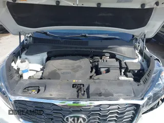 2020 Kia Sorento LX with VIN 5XYPGDA55LG613631, listed as a IAAI auction lot 41883791 with 107,759 mi miles and . Bid and sale history available at carsss.com. Image 10.