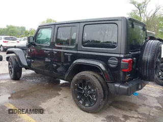 2024 Jeep Wrangler Sahara with VIN 1C4RJXP67RW274877, listed as a IAAI auction lot 42119319 with 7,157 mi miles and . Bid and sale history available at DreamBid. Image 3.