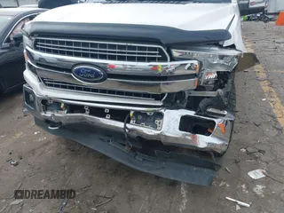 2018 Ford F-150 XL with VIN 1FTEW1E54JFC35059, listed as a IAAI auction lot 40938830 with 189,942 mi miles. Bid and sale history available at carsss.com. Image 6.