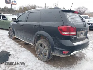 2020 Dodge Journey Crossroad with VIN 3C4PDCGB8LT265929, listed as a IAAI auction lot 41539494 with 154,915 mi miles and . Bid and sale history available at DreamBid. Image 3.