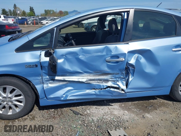 2012 Toyota Prius z VIN JTDKN3DP0C3017886, wystawiony jako IAAI lot #41966038 z przebiegiem 41 923 mil mil oraz . Historia ofert i sprzedaży dostępna na DreamBid. Obrazek 6.