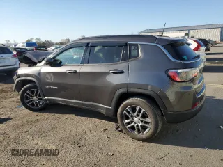 2020 Jeep Compass Latitude with VIN 3C4NJDBB4LT255556, listed as a Copart auction lot 76440714 with 19,102 mi miles and Salvage Title. Bid and sale history available at DreamBid. Image 2.