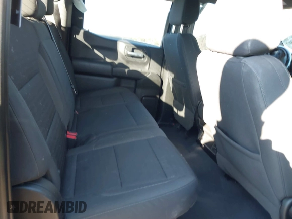 2022 Chevrolet Silverado 1500 Custom Trail Boss with VIN 3GCUDCET3NG657260, listed as a IAAI auction lot 40961987 with 51,631 mi miles and . Bid and sale history available at DreamBid. Image 8.