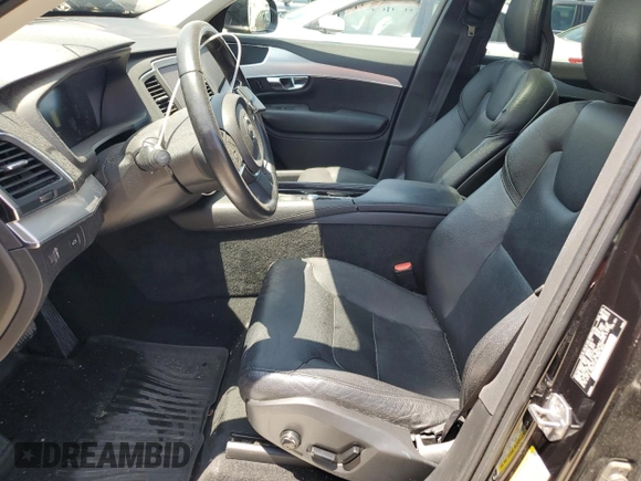 2017 Volvo XC90 Momentum with VIN YV4A22PK9H1106953, listed as a Copart auction lot 60252415 with 85,156 mi miles and Clean title. Bid and sale history available at DreamBid. Image 7.