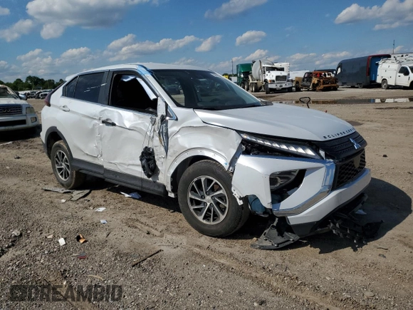 2023 Mitsubishi Eclipse Cross ES z VIN JA4ATUAA3PZ050854, wystawiony jako Copart lot #56412925 z przebiegiem 24 322 mil mil oraz Szkoda całkowita • Salvage title. Historia ofert i sprzedaży dostępna na DreamBid. Obrazek 4.