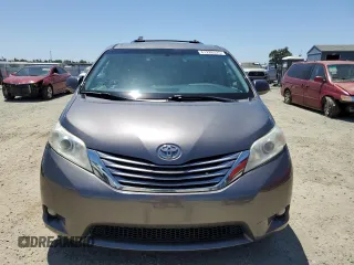 2017 Toyota Sienna XLE Auto Access Seat with VIN 5TDYZ3DC1HS838612, listed as a Copart auction lot 61286525 with 269,050 mi miles and Clean title. Bid and sale history available at DreamBid. Image 5.