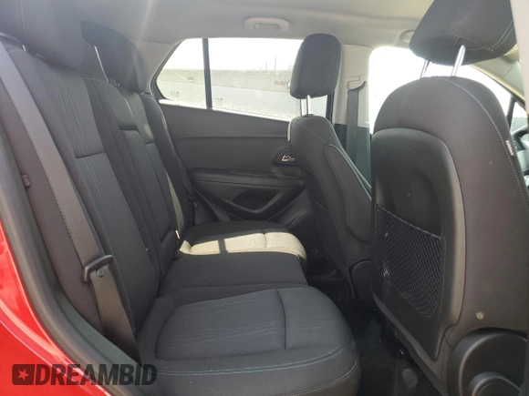 2015 Chevrolet Trax LT with VIN KL7CJLSB2FB173961, listed as a Copart auction lot 70960844 with 68,226 mi miles and Salvage Title. Bid and sale history available at carsss.com. Image 11.