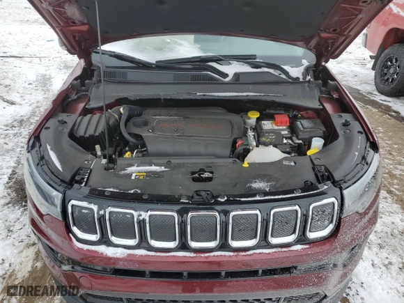 2022 Jeep Compass (RED) Edition with VIN 3C4NJDCB9NT129923, listed as a Copart auction lot 41813445 with 8,340 mi miles and Salvage Title. Bid and sale history available at carsss.com. Image 12.