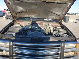 1996 Chevrolet Tahoe with VIN 1GNEK13R9TJ408499, listed as a IAAI auction lot 41308726 with 118,336 mi miles. Bid and sale history available at carsss.com. Image 10.