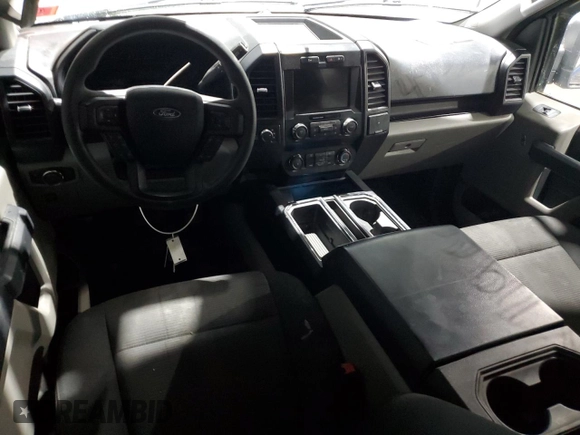 2020 Ford F-150 XL with VIN 1FTEW1EP3LFB83329, listed as a Copart auction lot 45917085 with 101,300 mi miles and Salvage Title. Bid and sale history available at DreamBid. Image 8.