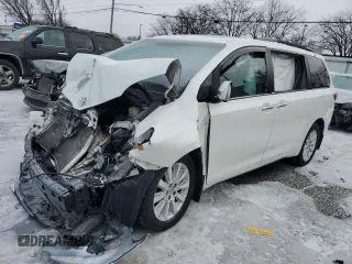 2016 Toyota Sienna Ltd with VIN 5TDDK3DC7GS132956, listed as a Copart auction lot 89190975 with 0 mi miles and Salvage Title. Bid and sale history available at carsss.com. Image 1.