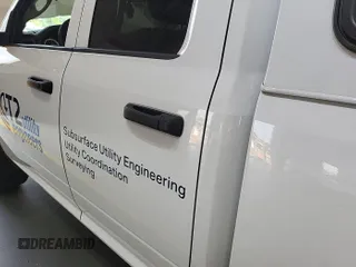 2018 Ram 1500 Express с VIN 1C6RR7FT0JS255526, выставлен на аукционе IAAI как лот 42632717 с пробегом 184 977 миль миль и . История ставок и продаж доступна на DreamBid. Изображение 12.