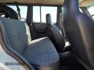 2000 Jeep Cherokee with VIN 1J4FF48S6YL169224, listed as a Copart auction lot 64411145 with 237,553 mi miles and Clean title. Bid and sale history available at DreamBid. Image 11.