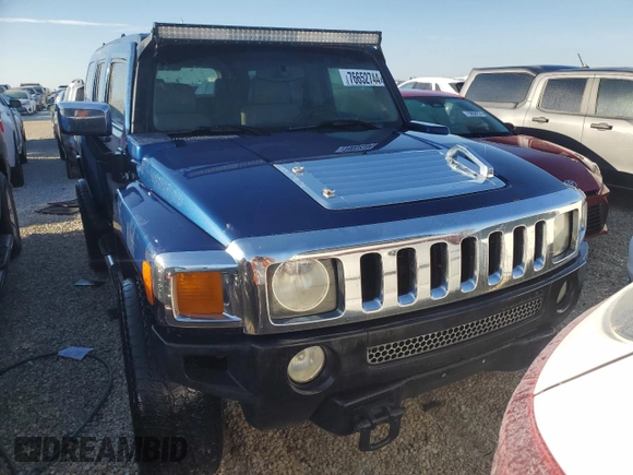 2006 Hummer H3 with VIN 5GTDN136768134709, listed as a Copart auction lot 76652744 with 205,744 mi miles and Salvage Title. Bid and sale history available at carsss.com. Image 5.