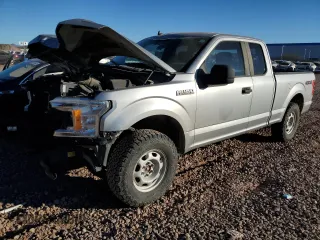 2020 Ford F-150 XL with VIN 1FTFX1E55LKD26384, listed as a Copart auction lot 87377924 with 33,639 mi miles and Salvage Title. Bid and sale history available at carsss.com. Image 1.