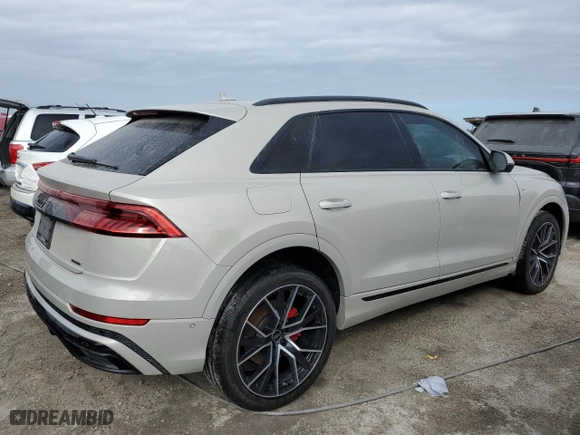 2022 Audi Q8 Prestige with VIN WA1FVBF16ND032453, listed as a Copart auction lot 76310174 with 7,288 mi miles and Non Repairable. Bid and sale history available at carsss.com. Image 3.