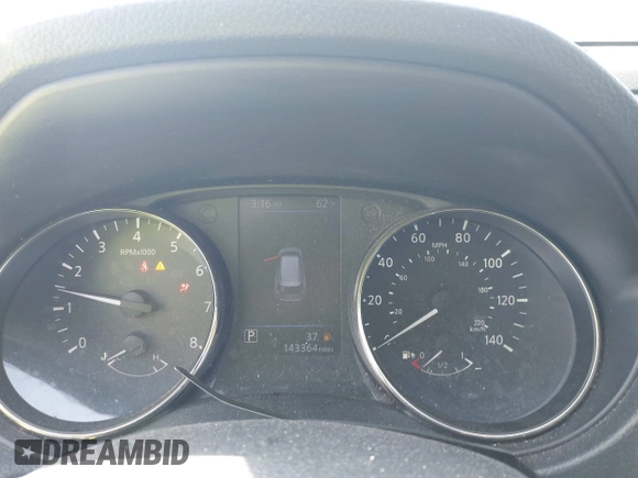 2018 Nissan Rogue SV z VIN KNMAT2MV6JP569246, wystawiony jako IAAI lot #42085827 z przebiegiem 143 364 mil mil oraz . Historia ofert i sprzedaży dostępna na DreamBid. Obrazek 7.