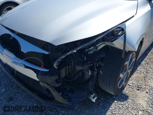 2021 Kia Forte LXS with VIN 3KPF24AD3ME353116, listed as a IAAI auction lot 42194222 with 62,111 mi miles and . Bid and sale history available at DreamBid. Image 6.
