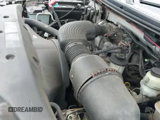 2005 Ford F-150 XL с VIN 1FTRF14W65NA19186, выставлен на аукционе IAAI как лот 42731590 с пробегом 132 353 миль миль и . История ставок и продаж доступна на DreamBid. Изображение 19.