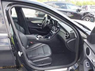 2016 Mercedes-Benz C-Class C 300 Luxury with VIN 55SWF4KB5GU156415, listed as a IAAI auction lot 41995262 with 68,526 mi miles. Bid and sale history available at carsss.com. Image 5.