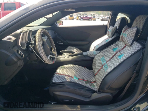 2012 Chevrolet Camaro 1LT z VIN 2G1FB1E39C9122162, wystawiony jako Copart lot #53255535 z przebiegiem Nie podano mil oraz Szkoda całkowita • Salvage title. Historia ofert i sprzedaży dostępna na DreamBid. Obrazek 7.