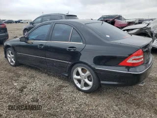 2006 Mercedes-Benz C 230 Sport z VIN WDBRF52HX6F743338, wystawiony jako Copart lot #45790645 z przebiegiem 123 677 mil mil oraz Czysty tytuł • Clean title. Historia ofert i sprzedaży dostępna na DreamBid. Obrazek 2.