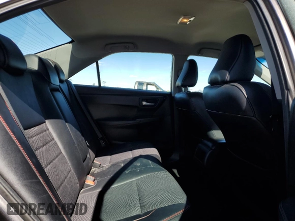 2017 Toyota Camry XLE z VIN 4T1BF1FKXHU396640, wystawiony jako Copart lot #50572475 z przebiegiem 115 338 mil mil oraz Szkoda całkowita • Salvage title. Historia ofert i sprzedaży dostępna na DreamBid. Obrazek 11.