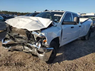 2020 Ram 3500 Tradesman with VIN 3C63RRGL1LG154716, listed as a Copart auction lot 42138535 with 352,052 mi miles and Salvage Title. Bid and sale history available at carsss.com. Image 1.