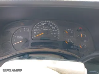 2004 Chevrolet Tahoe LT with VIN 1GNEC13Z04J134981, listed as a IAAI auction lot 39886652 with 244,056 mi miles. Bid and sale history available at carsss.com. Image 7.