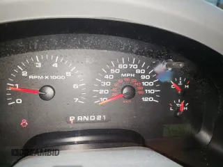 2008 Ford F-150 XLT с VIN 1FTPX14VX8FC31860, выставлен на аукционе Copart как лот 60692195 с пробегом 137 038 миль миль и Чистый • Clean title. История ставок и продаж доступна на DreamBid. Изображение 9.