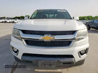 2020 Chevrolet Colorado 2WD LT z VIN 1GCGSCEN0L1242686, wystawiony jako Copart lot #57032235 z przebiegiem 91 521 mil mil oraz Szkoda całkowita • Salvage title. Historia ofert i sprzedaży dostępna na DreamBid. Obrazek 5.