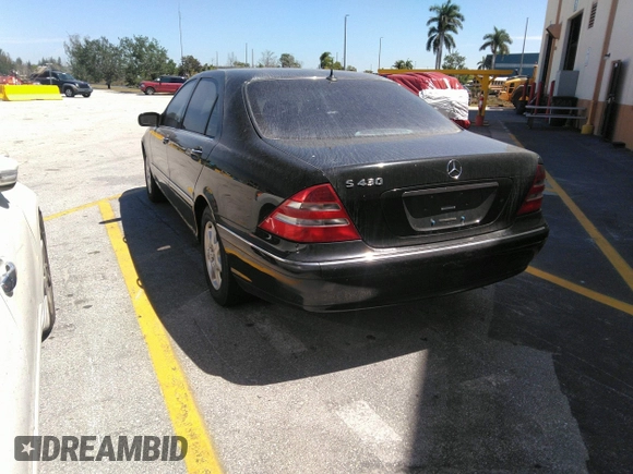 2002 Mercedes-Benz S-Class 4.3L with VIN WDBNG70JX2A231244, listed as a IAAI auction lot 41533814 with 103,215 mi miles. Bid and sale history available at carsss.com. Image 3.