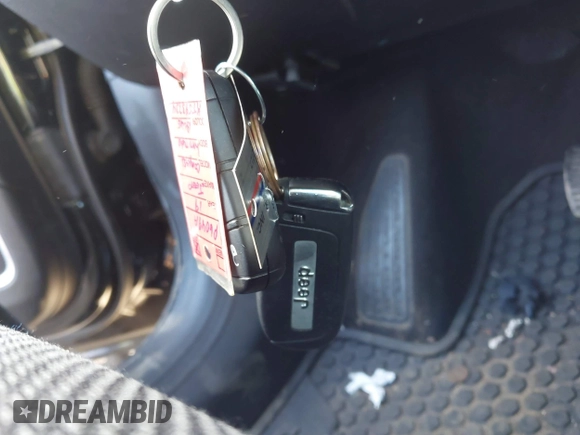 2019 Jeep Compass Latitude with VIN 3C4NJDBB6KT593734, listed as a IAAI auction lot 40871646 with 84,197 mi miles and . Bid and sale history available at DreamBid. Image 11.