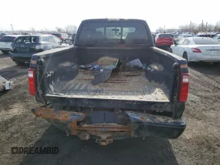 2008 Ford F-250 XL z VIN 1FTSW21R08EC42432, wystawiony jako Copart lot #47424925 z przebiegiem 314 656 mil mil oraz Szkoda całkowita • Salvage title. Historia ofert i sprzedaży dostępna na DreamBid. Obrazek 6.
