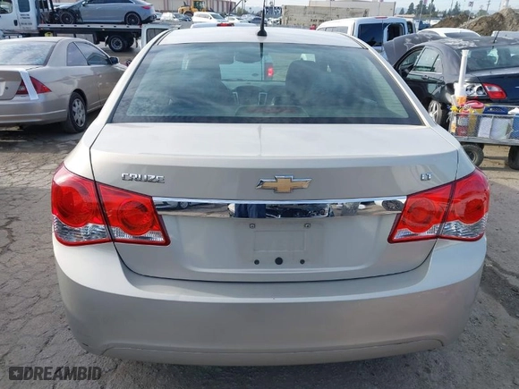 2012 Chevrolet Cruze LT w/2LT with VIN 1G1PG5SC3C7331254, listed as a IAAI auction lot 41813212 with NaN miles. Bid and sale history available at carsss.com. Image 16.