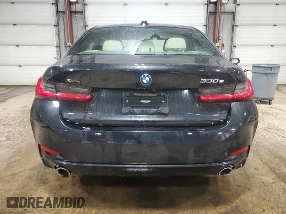 2023 BMW 3 Series 330e xDrive with VIN 3MW39FS08P8C88897, listed as a Copart auction lot 51423425 with 16,163 mi miles and Salvage Title. Bid and sale history available at carsss.com. Image 6.