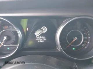 2018 Jeep Wrangler Unlimited Sport S z VIN 1C4HJXDN5JW206475, wystawiony jako IAAI lot #41359976 z przebiegiem Nie podano mil oraz . Historia ofert i sprzedaży dostępna na DreamBid. Obrazek 7.