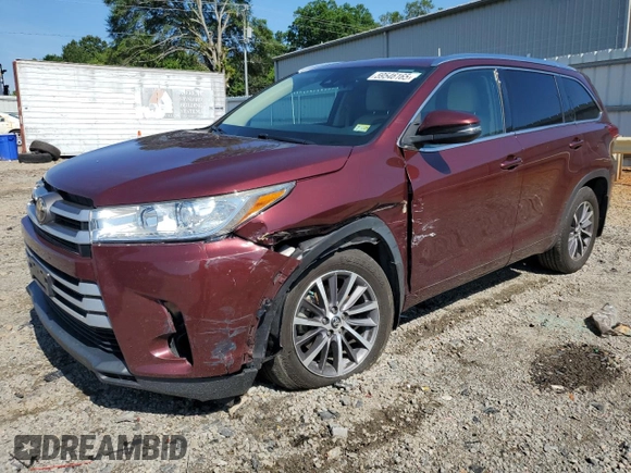 2018 Toyota Highlander SE z VIN 5TDJZRFH9JS825464, wystawiony jako Copart lot #59546165 z przebiegiem 89 655 mil mil oraz Szkoda całkowita • Salvage title. Historia ofert i sprzedaży dostępna na DreamBid. Obrazek 1.