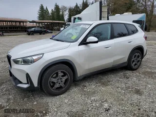 2024 BMW X1 xDrive28i with VIN WBX73EF02R5Z35243, listed as a Copart auction lot 48102395 with 26,094 mi miles and Clean Title. Bid and sale history available at carsss.com. Image 1.